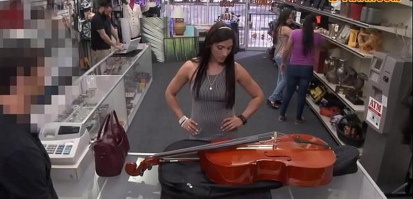  Woman sells her violin and gets pounded